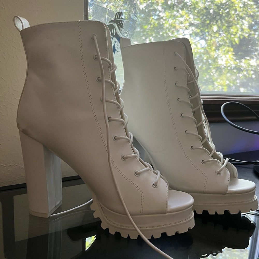 White combat heels. Miss Lola. Liana